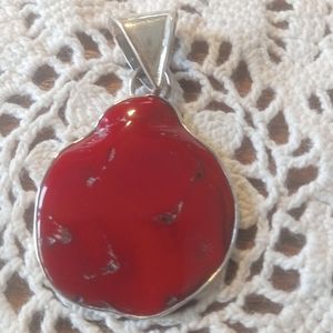 Red Agate and Silver Pendant (stamped 925)